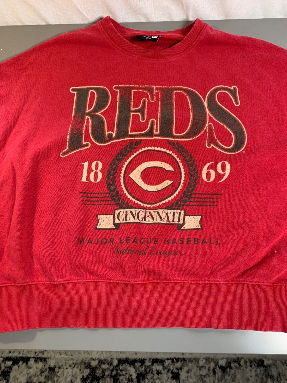 Cincinnati Reds sz 1X womens sweatshirt